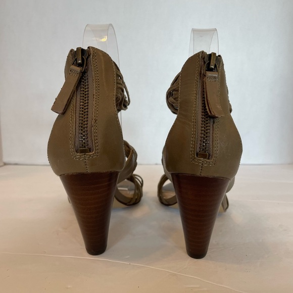 Nine West tan suede strappy zipper back open toe heels shoes size 6 1/2 M - Picture 3 of 9